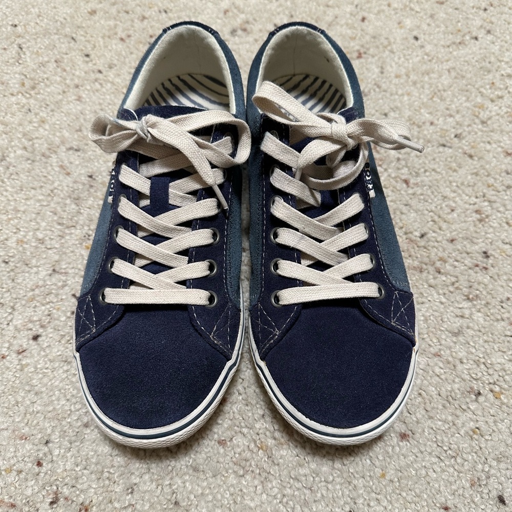 Taos Women's Retro Star Casual Sneakers - Blue Suede size 7.5 - Picture 2 of 9